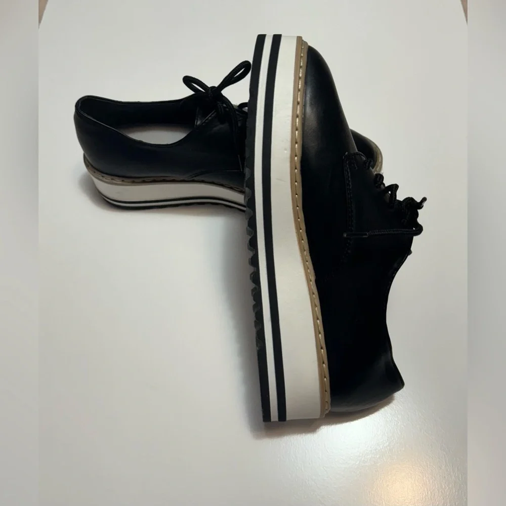Seven Dials Shoes